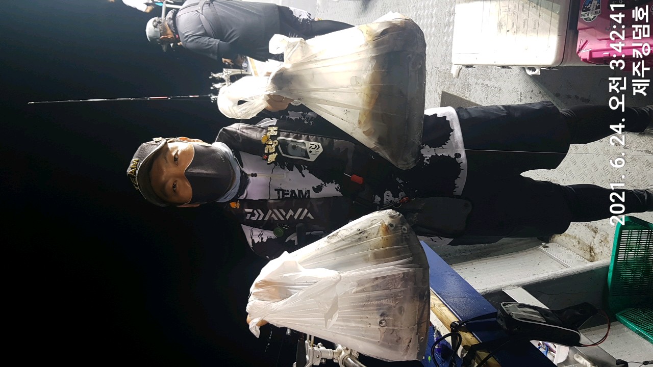 제주킹덤호..6월23일 한치..